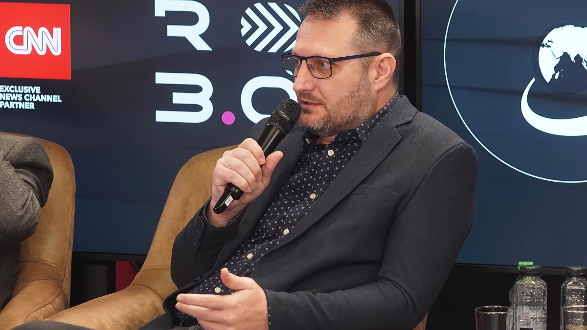 adrian cretu in romania sunt aproximativ 10 campusuri finantate prin pnrr care pregatesc oamenii in diverse domenii adrian cretu in romania sunt aproximativ 10 campusuri finantate prin pnrr care pregatesc oamenii in diverse domenii